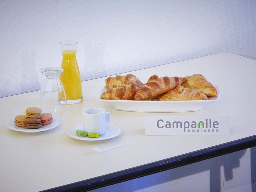 בוק Campanile Versailles Buc מראה חיצוני תמונה
